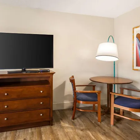 Best Western Cocoa Beach - Port Canaveral Exterior photo