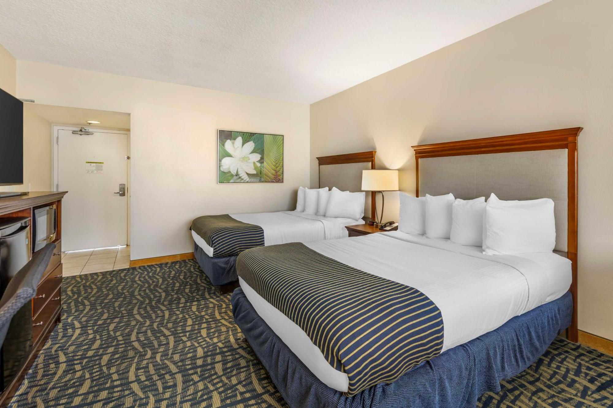 Western Cocoa - Port Canaveral Hotel Cocoa Beach